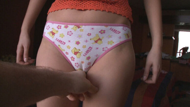 [WowGirls] - Swallowing Sasha's Favorite - Sasha