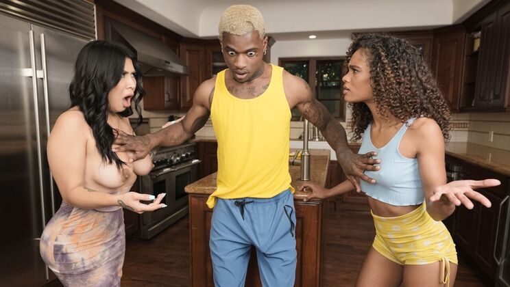 [Brazzers] - Blonde Bombshell Scarlit Takes on Damion! - Scarlit Scandal - Tokyo Lynn - Damion Dayski