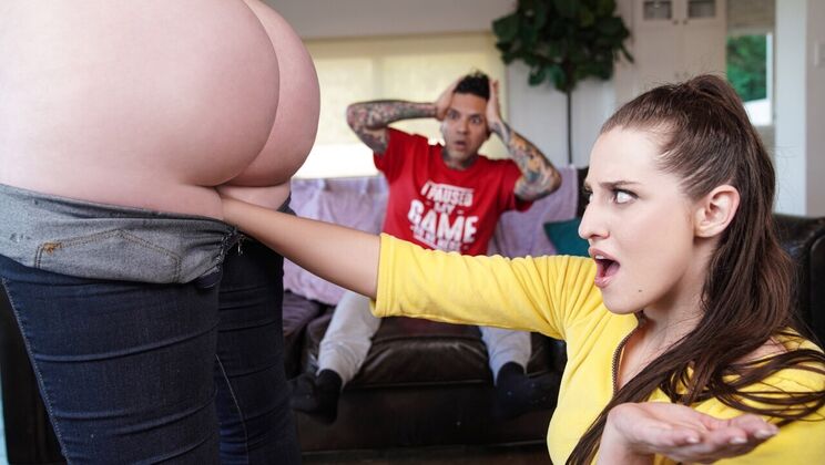 [Brazzers] - Tattooed Temptresses Tease with Titty Fucks - Small Hands - Aubree Valentine - Abigaiil Morris